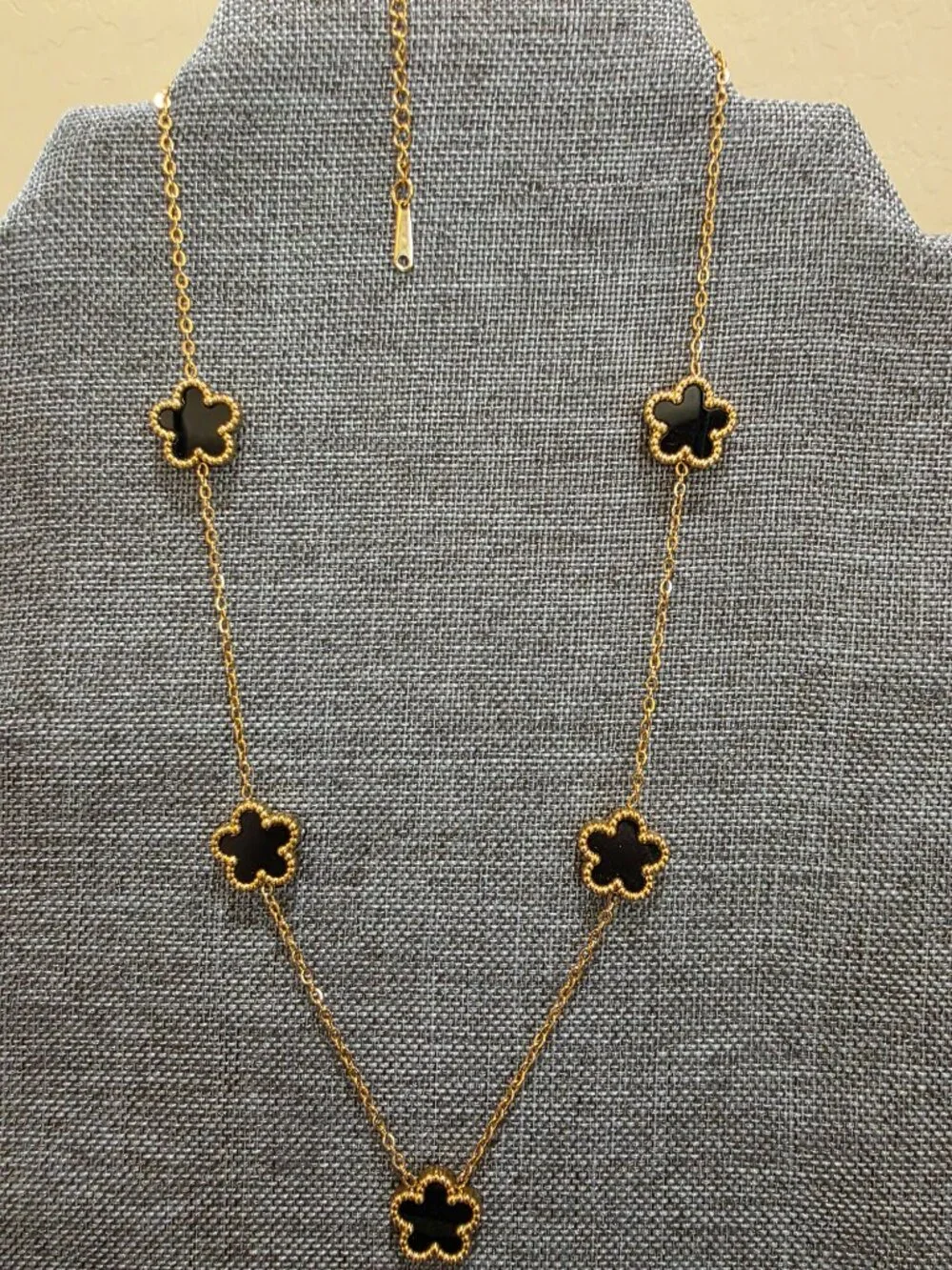 5 Motif Clover Necklace Gold Tone Stainless Steel Black Double Sided Flowers 19